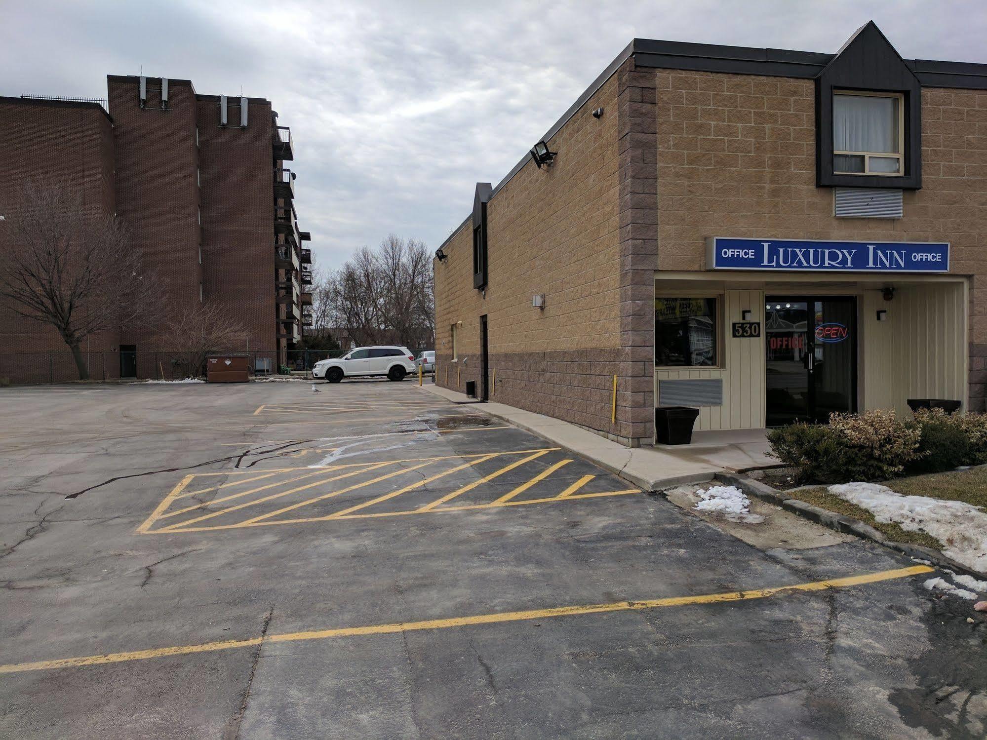 Luxury Inn Collingwood Exterior photo